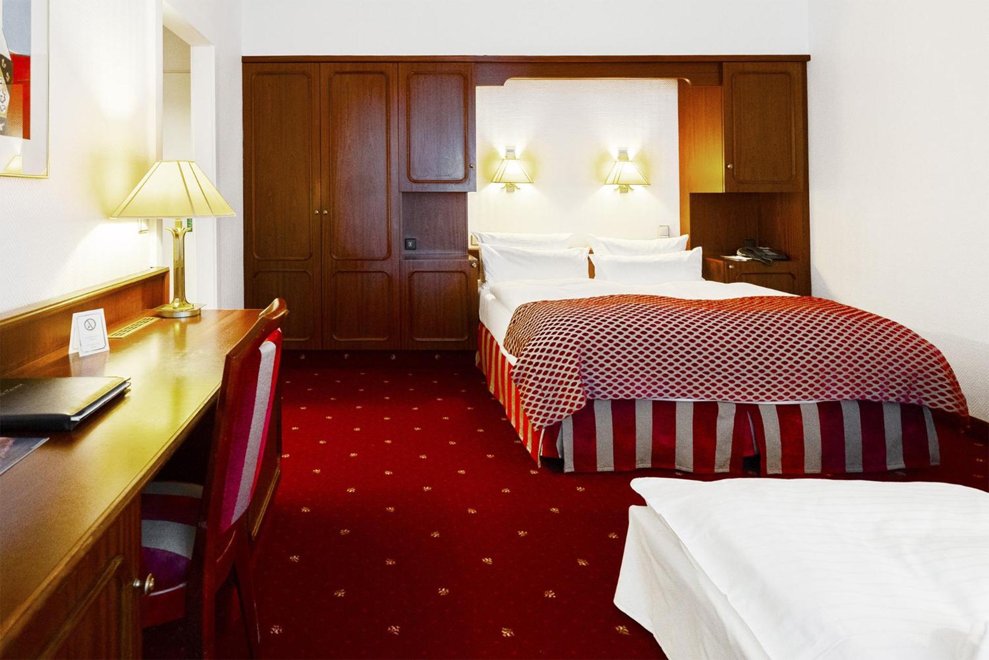 Bernstein Hotel Villa Kastania Βερολίνο Δωμάτιο φωτογραφία